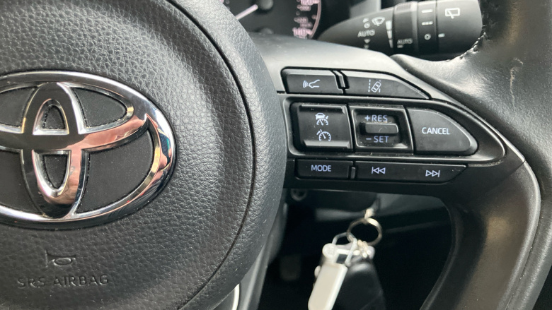 Toyota Yaris 1.5 Hybrid Icon 5dr CVT Hybrid Hatchback